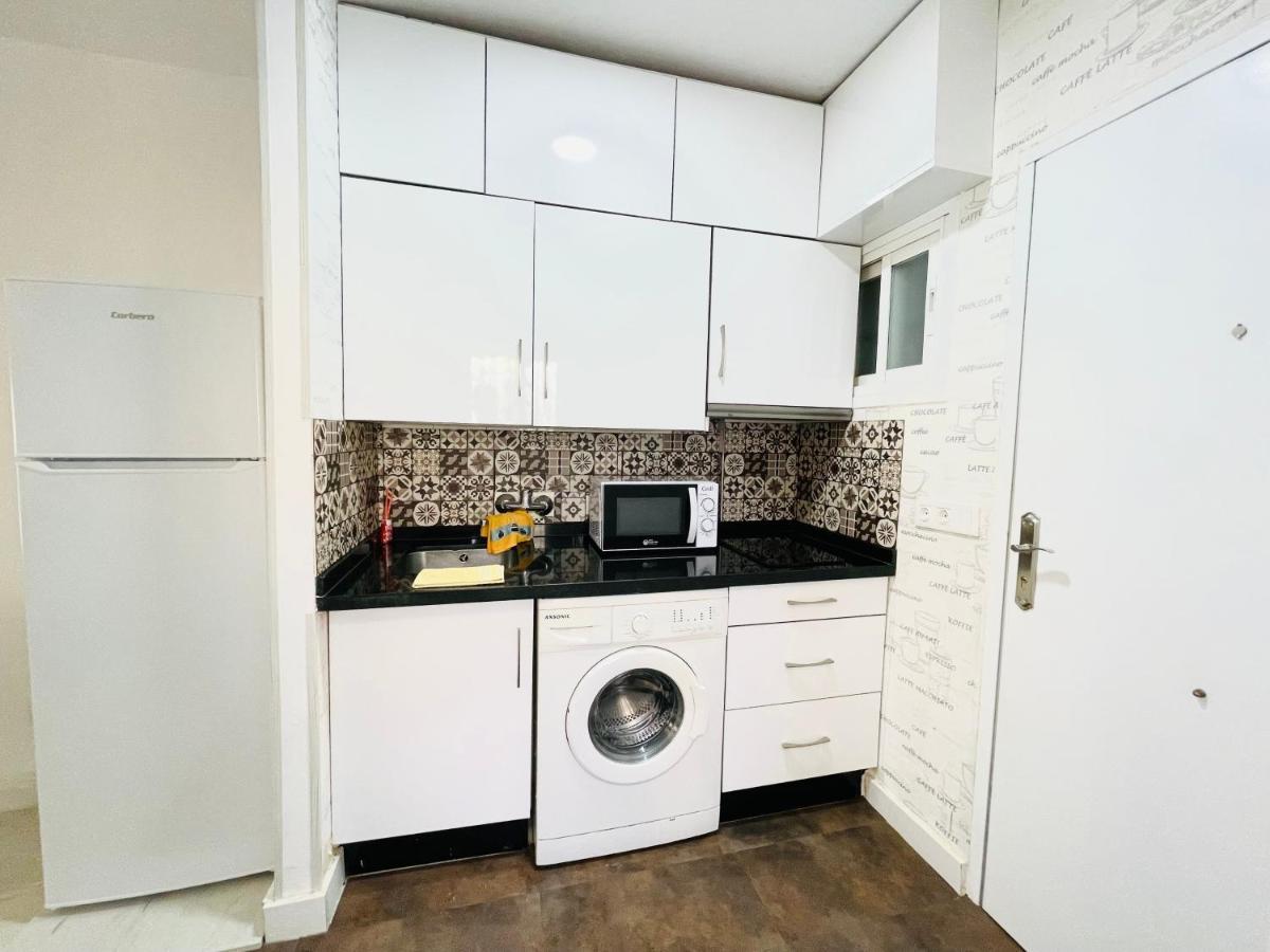 Bonito Apartamento Junto A Playa Centro Фуэнхирола Экстерьер фото